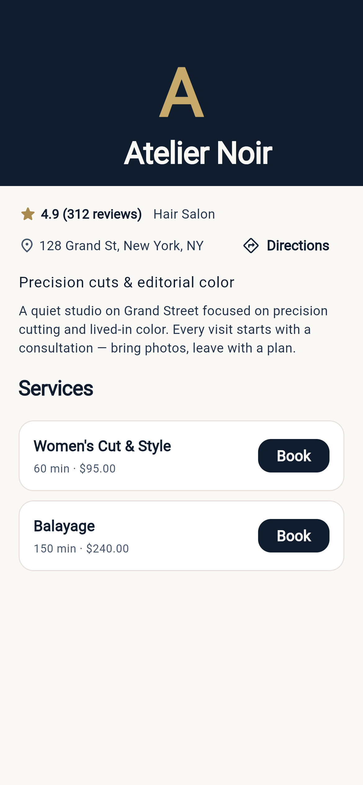 Página pública de un salón en Zitalo con servicios, reseñas y botón de reservar